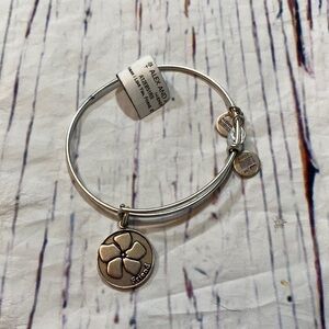 NWT Alex and Ani Friend Floral Silver Bangle Bracelet